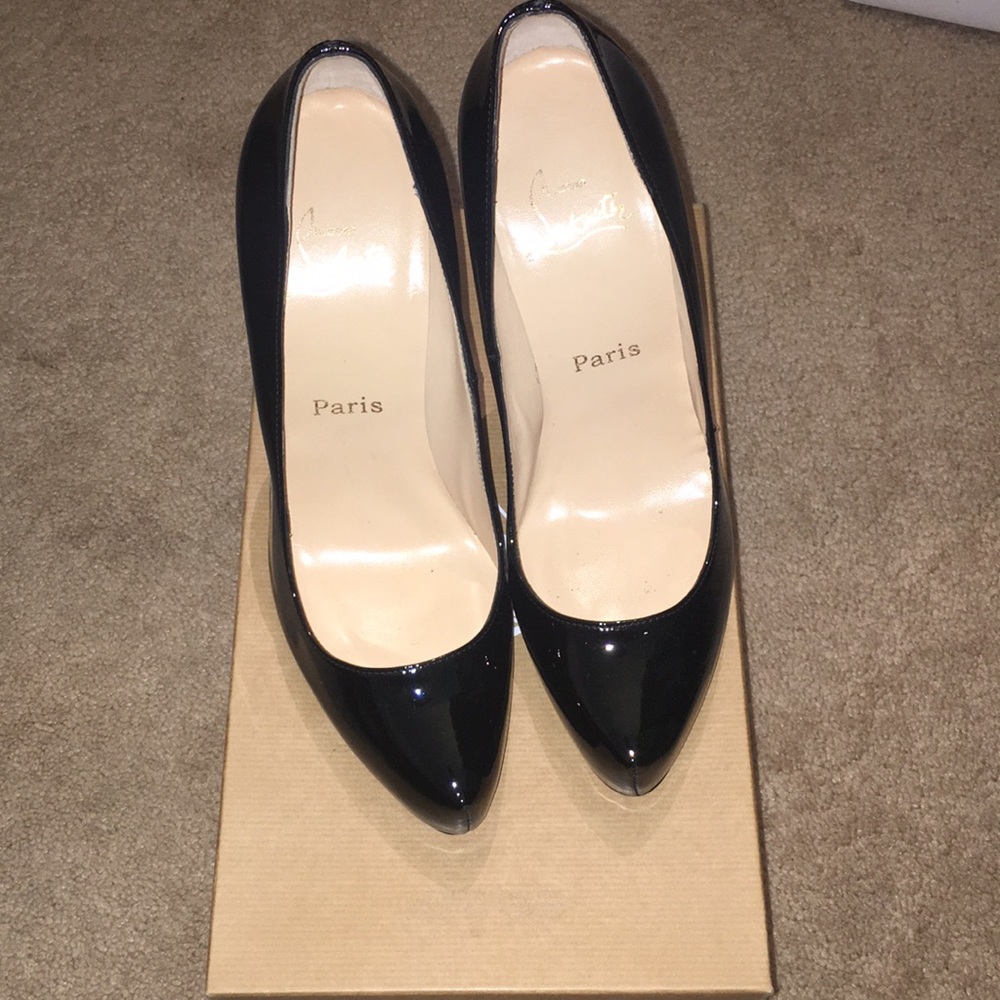 Christian Louboutin Black Patent Leather Pointed Toe Pumps